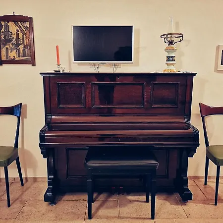 דירה Casa Aurora לוקורוטונדו